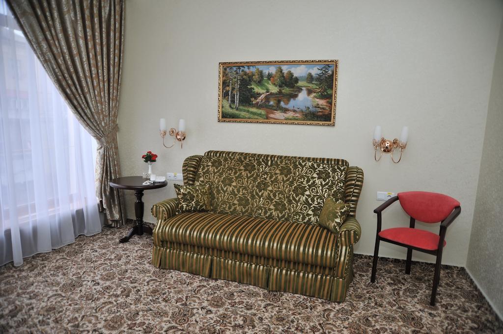 Slava Hotel Zaporizhia Ngoại thất bức ảnh