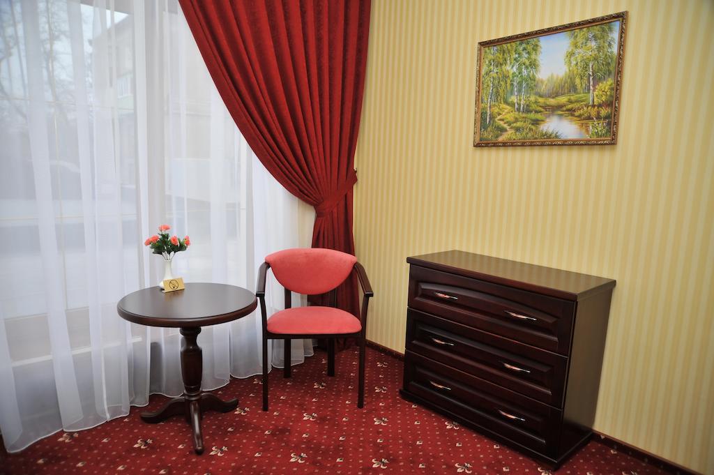 Slava Hotel Zaporizhia Phòng bức ảnh