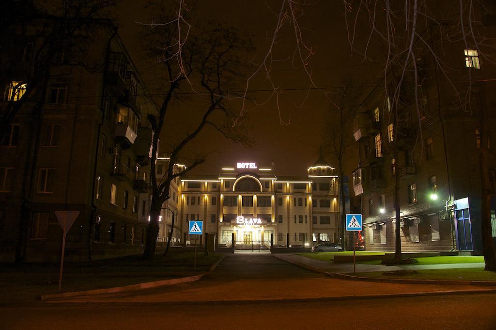 Slava Hotel Zaporizhia Ngoại thất bức ảnh